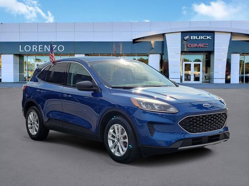 Used 2022 Ford Escape SE image 3