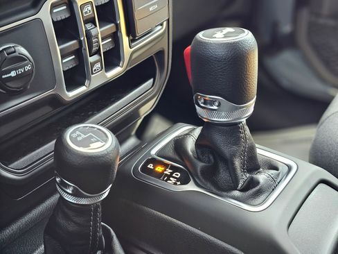 New 2026 Jeep Wrangler Unlimited Sport AWD/4WD image 15