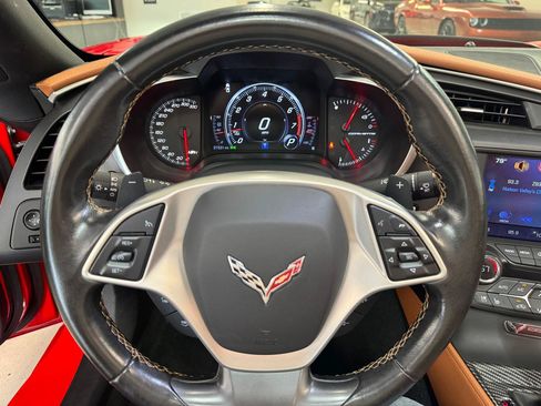 Used 2019 Chevrolet Corvette Stingray Convertible w/ 2LT Preferred Equipment Group RWD image 16