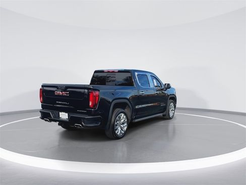 Used 2022 GMC Sierra 1500 Denali w/ Denali Reserve Package image 8