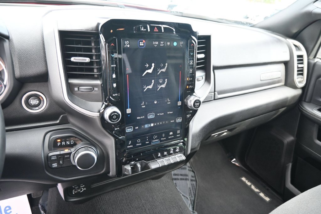 Used 2024 RAM 2500 Big Horn w/ Night Edition AWD/4WD image 33