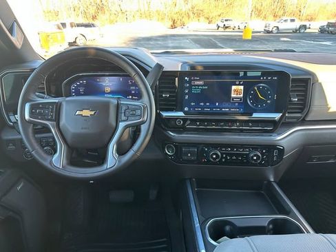 Used 2024 Chevrolet Silverado 2500 LTZ w/ LTZ Premium Package AWD/4WD image 13