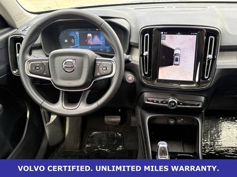 Certified 2025 Volvo XC40 B5 Plus AWD/4WD image 15