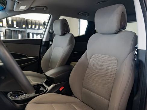 Used 2016 Hyundai Santa Fe Sport image 19
