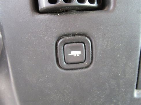 Used 2015 Chevrolet Express 2500 Cargo Van image 20