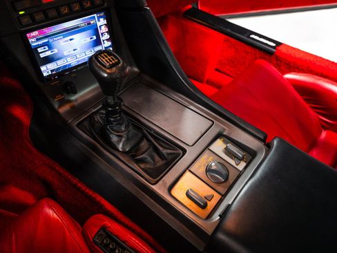 Used 1991 Chevrolet Corvette ZR-1 image 24