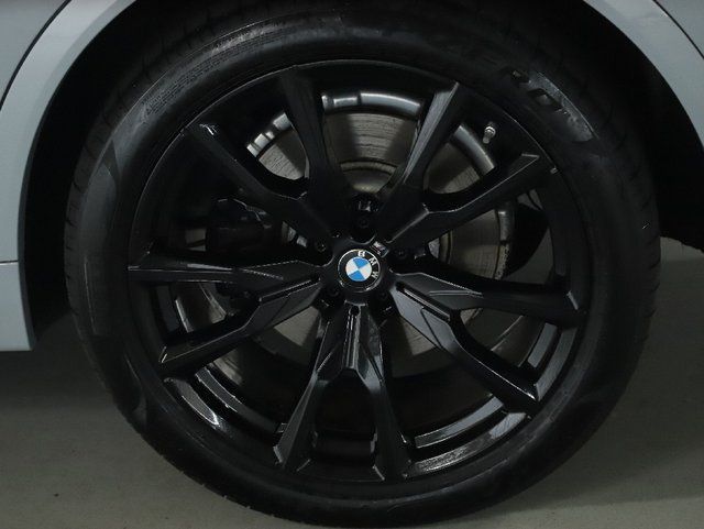 Used 2024 BMW X7 xDrive40i w/ Executive Package AWD/4WD image 45