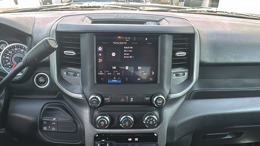 Used 2024 RAM 2500 Tradesman w/ Chrome Appearance Group AWD/4WD image 31