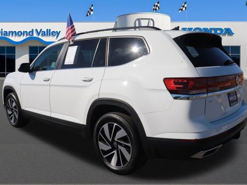 Used 2024 Volkswagen Atlas SE image 4