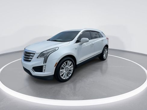 Used 2017 Cadillac XT5 Premium Luxury w/ Advanced Security Package image 4