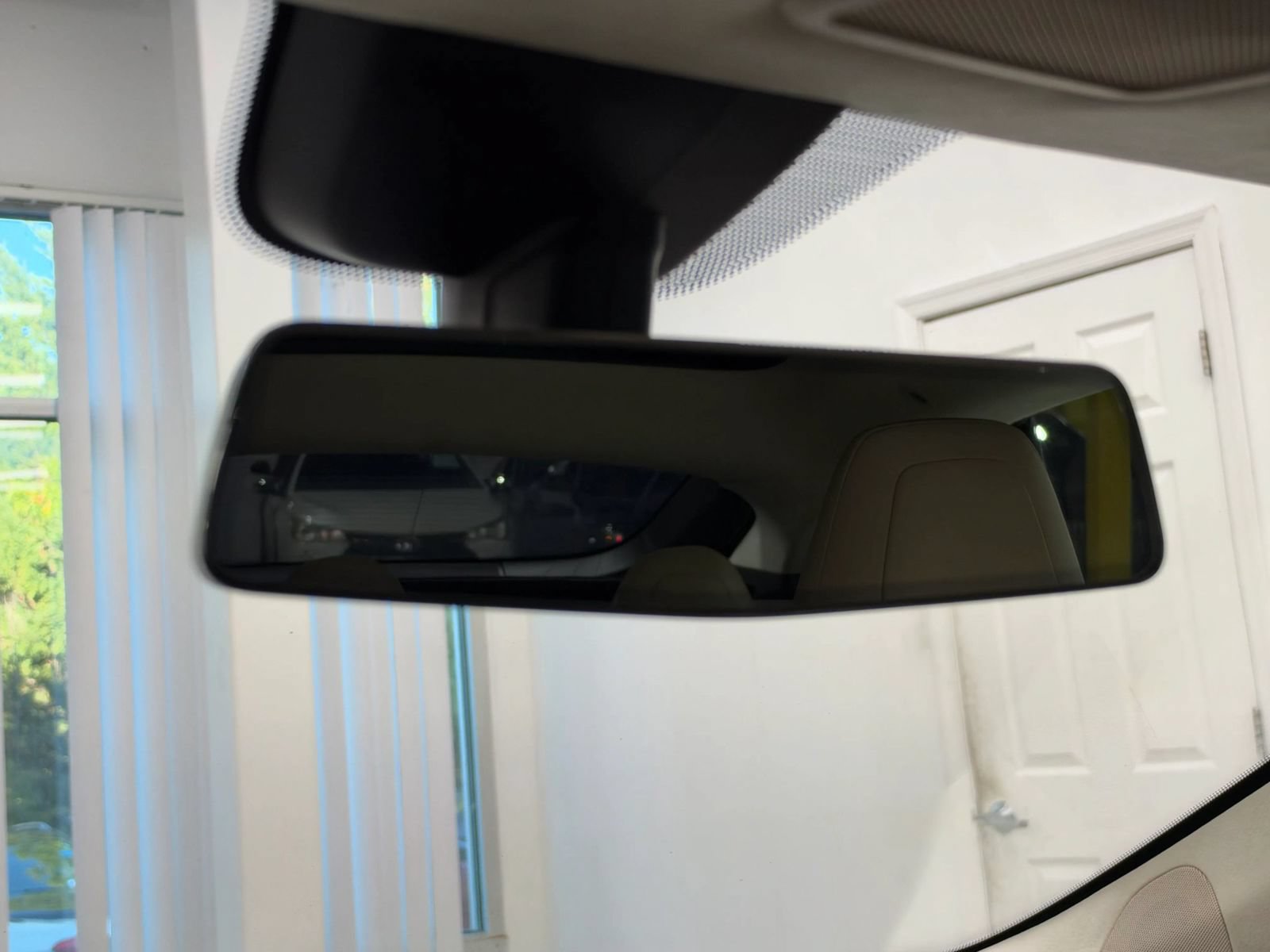 Used 2012 Tesla Model S Performance RWD image 34