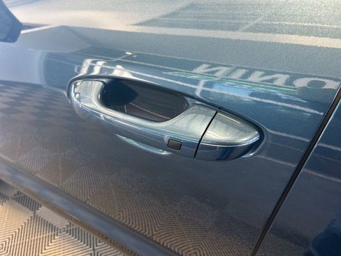 New 2025 Kia Niro Wind w/ Wind Preserve Package image 8