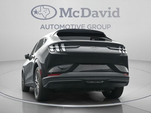 Used 2025 Ford Mustang Mach-E Premium AWD/4WD image 30