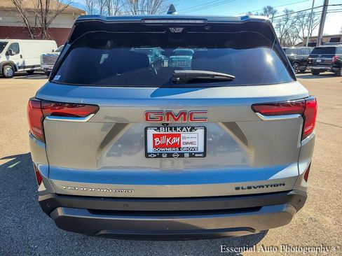 Used 2025 GMC Terrain Elevation w/ Technology Package II image 5