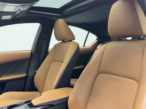 Used 2024 Lexus IS 350 F Sport image 35