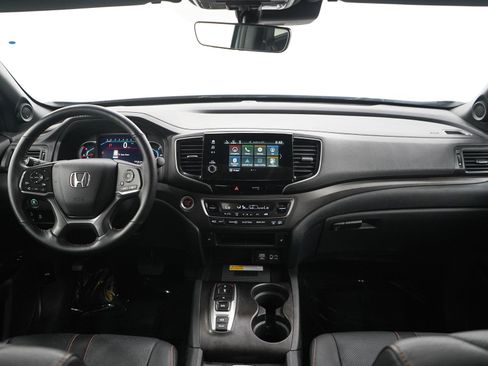 Used 2022 Honda Pilot TrailSport image 14