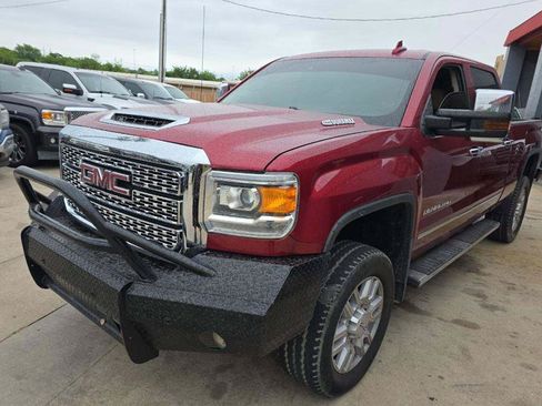Used 2018 GMC Sierra 2500 Denali w/ Duramax Plus Package AWD/4WD image 1