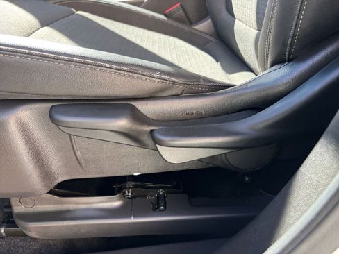 Used 2025 Buick Encore GX Preferred image 23