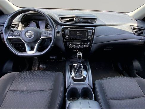 Used 2019 Nissan Rogue SV FWD image 7