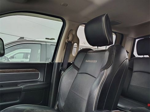 Used 2020 RAM 3500 Laramie image 29