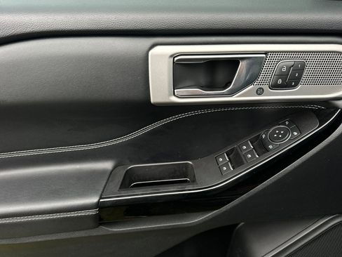 Used 2022 Ford Explorer ST w/ Equipment Group 401A image 11