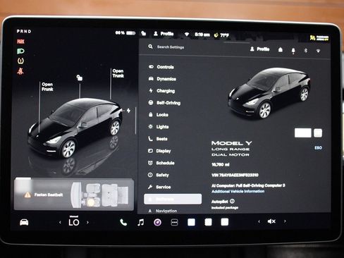 Used 2022 Tesla Model Y Long Range AWD/4WD image 12