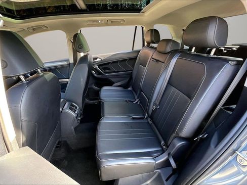 Used 2024 Volkswagen Tiguan SE image 22