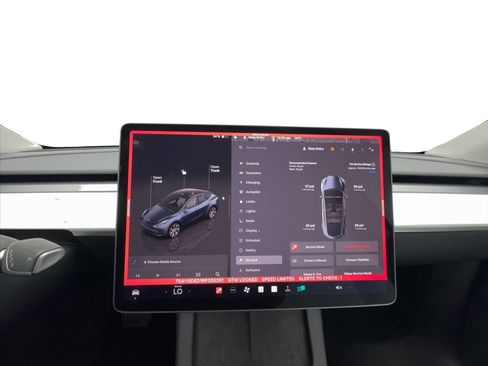Used 2024 Tesla Model Y 2WD image 44