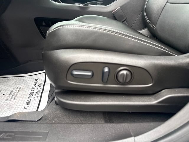Certified 2024 GMC Terrain SLT w/ LPO, Floor Liner Package AWD/4WD image 16