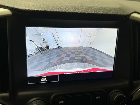 Used 2023 GMC Terrain SLT image 5