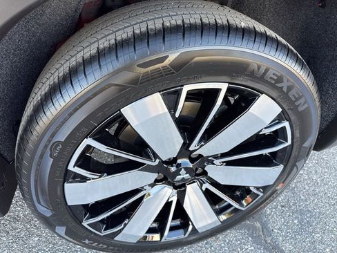 New 2026 Mitsubishi Outlander SE FWD image 11