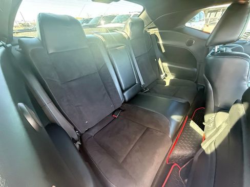 Used 2019 Dodge Challenger R/T w/ Plus Package image 20