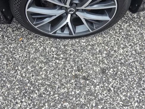 Used 2018 Volvo S90 T5 Momentum w/ Convenience Package image 17