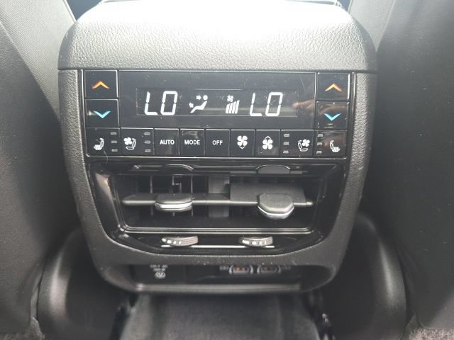 Used 2021 Jeep Grand Cherokee L Summit AWD/4WD image 8