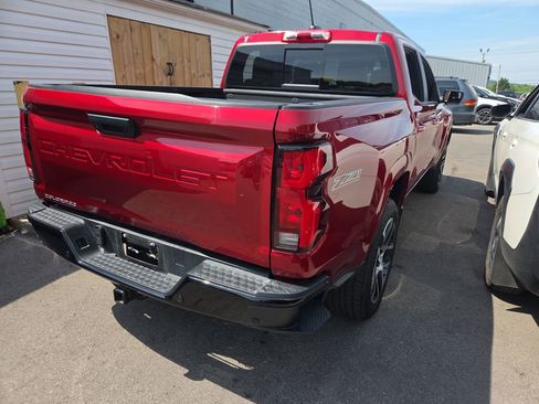 Used 2024 Chevrolet Colorado Z71 w/ Z71 Convenience Package 2 AWD/4WD image 4