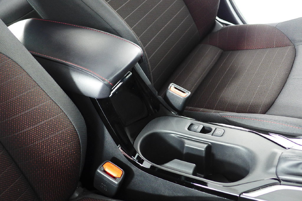 Used 2024 Toyota Corolla SE w/ SE Package FWD image 16