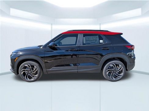 New 2026 Chevrolet TrailBlazer RS w/ Convenience Package FWD image 2