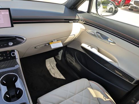 Used 2026 Genesis GV70 3.5T Sport Prestige AWD/4WD image 12