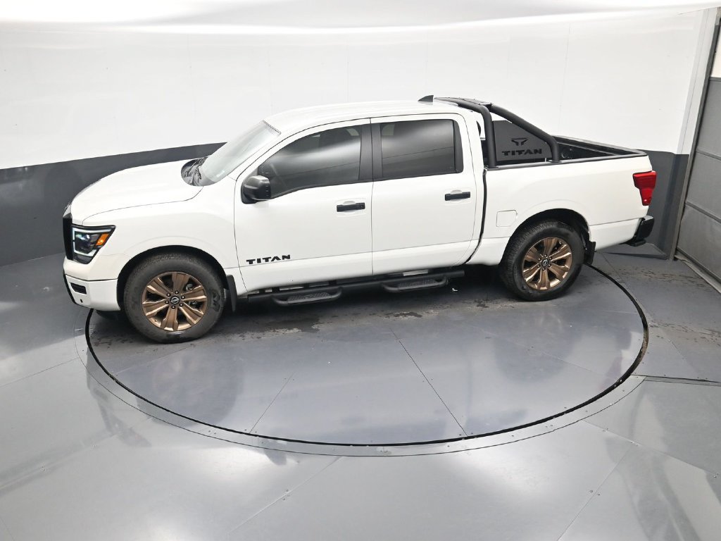 Certified 2024 Nissan Titan SV w/ SV Bronze Edition Package RWD image 30