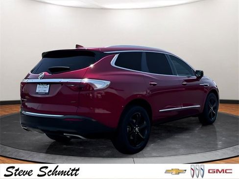 Used 2023 Buick Enclave Essence w/ Sport Touring Edition image 9