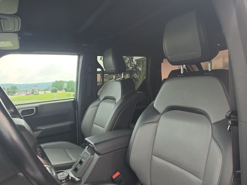 Used 2023 Ford Bronco Everglades AWD/4WD image 13