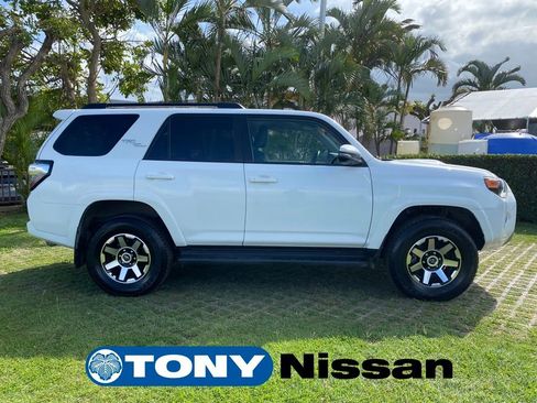 Used 2024 Toyota 4Runner TRD Off-Road Premium image 26