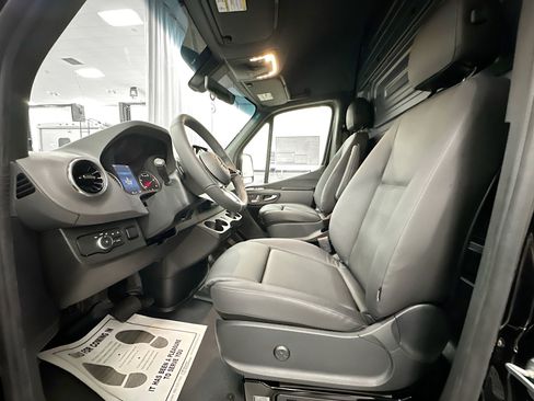 Used 2026 Mercedes-Benz Sprinter 3500 image 22