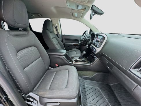 Used 2018 GMC Canyon SLE w/ SLE Convenience Package image 18