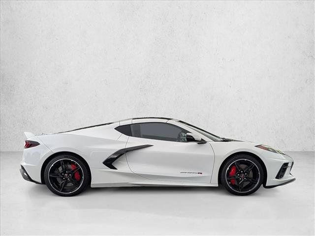 Used 2022 Chevrolet Corvette Stingray Premium Cpe w/ Z51 Performance Package RWD image 4