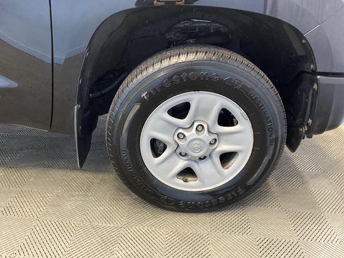 Used 2020 Toyota Tundra SR image 33