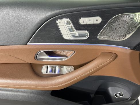 Certified 2024 Mercedes-Benz GLS 450 4MATIC image 23