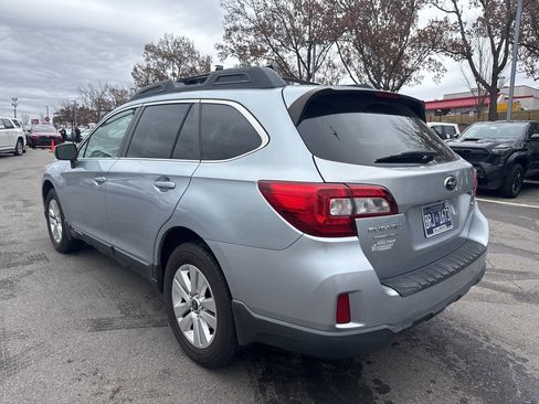 Used 2015 Subaru Outback 2.5i Premium image 5