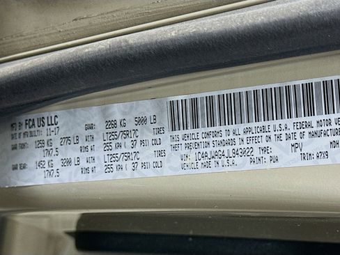 Used 2018 Jeep Wrangler Sport image 12