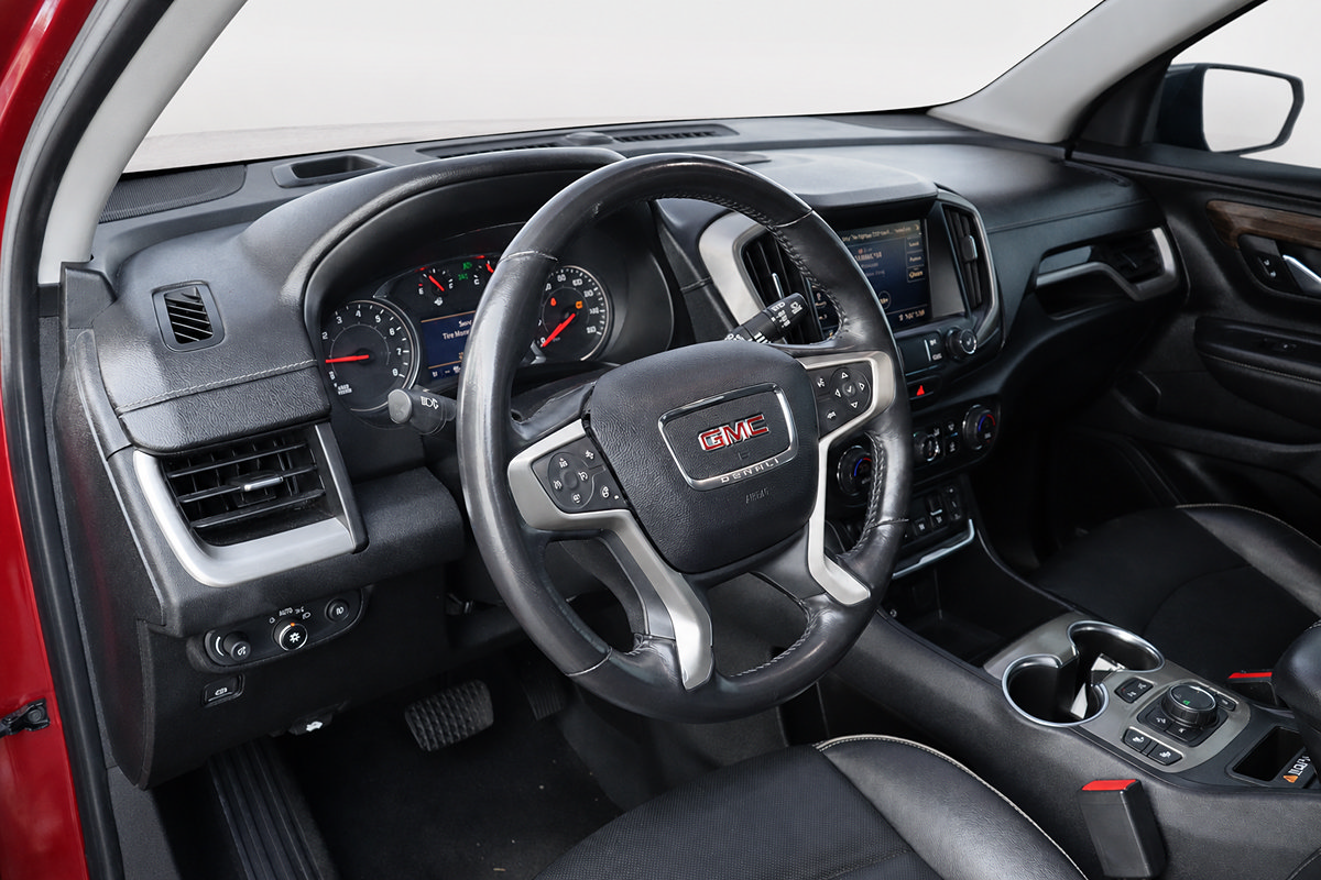 Used 2019 GMC Terrain Denali w/ Advanced Safety Package FWD image 26